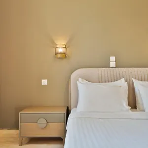 https://kelyfos-hotel.hotelschalkidiki.net